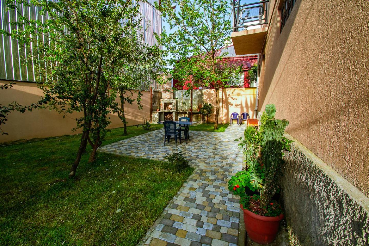 Nana'S Guesthouse Batumi Luaran gambar