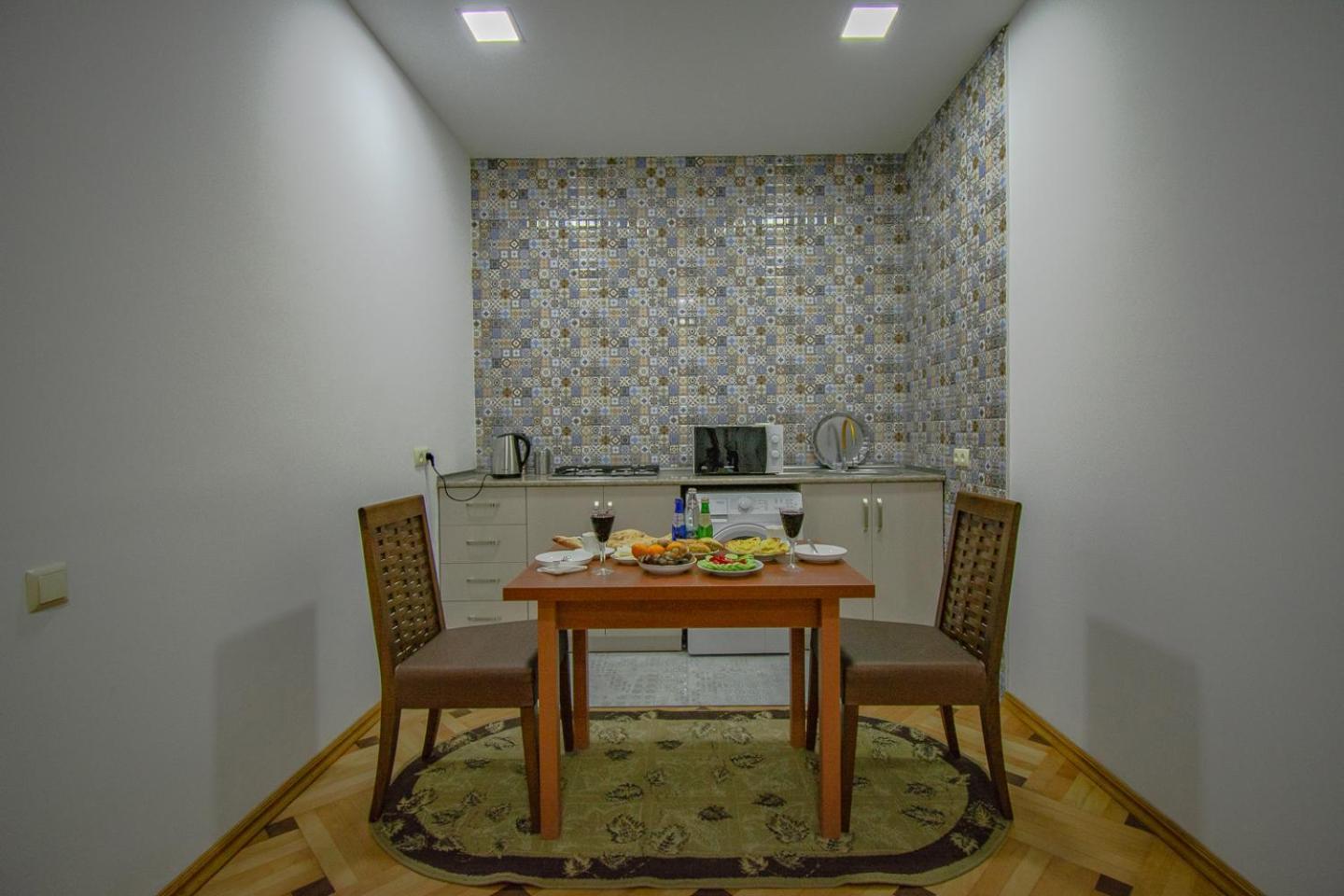 Nana'S Guesthouse Batumi Luaran gambar