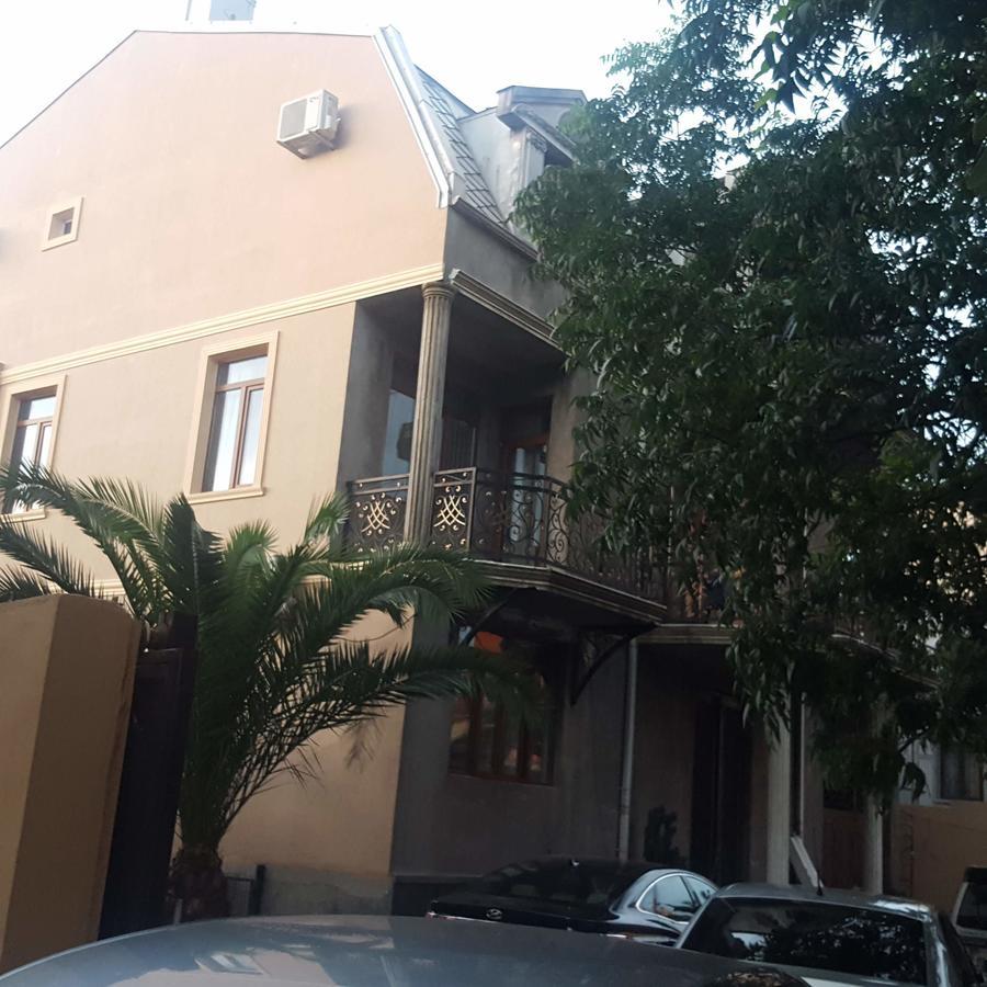 Nana'S Guesthouse Batumi Luaran gambar
